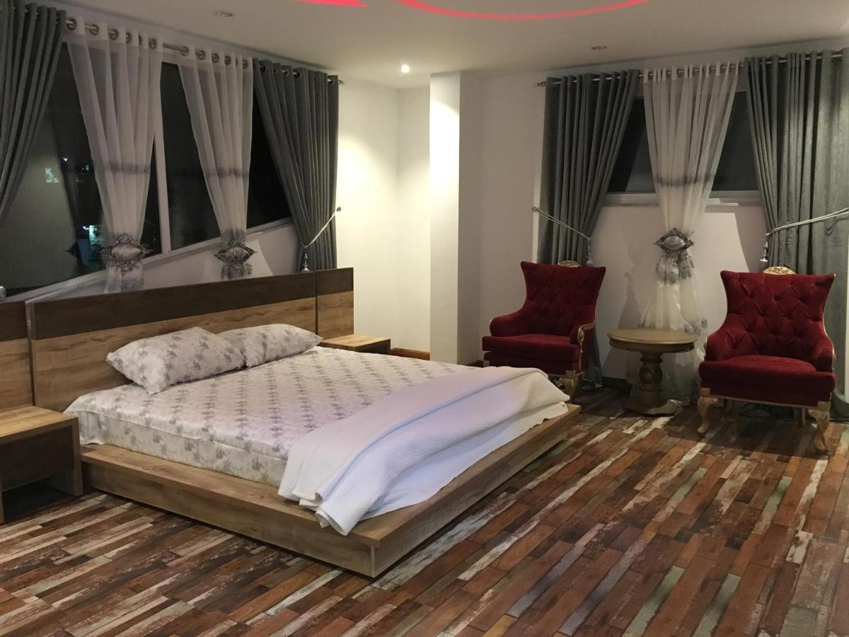 Aloche Apartments Murree Eksteriør bilde