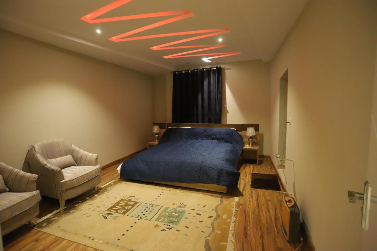 Aloche Apartments Murree Eksteriør bilde