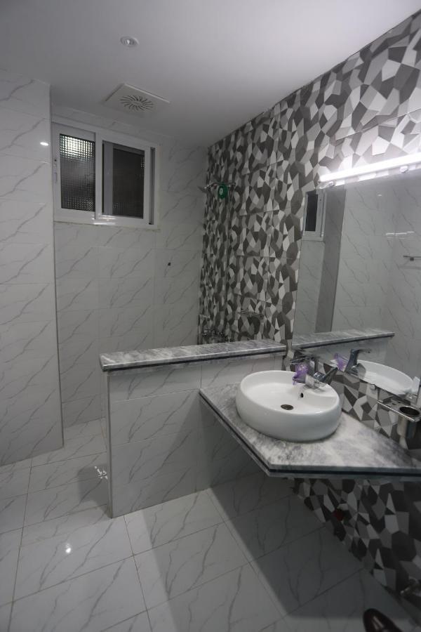 Aloche Apartments Murree Eksteriør bilde