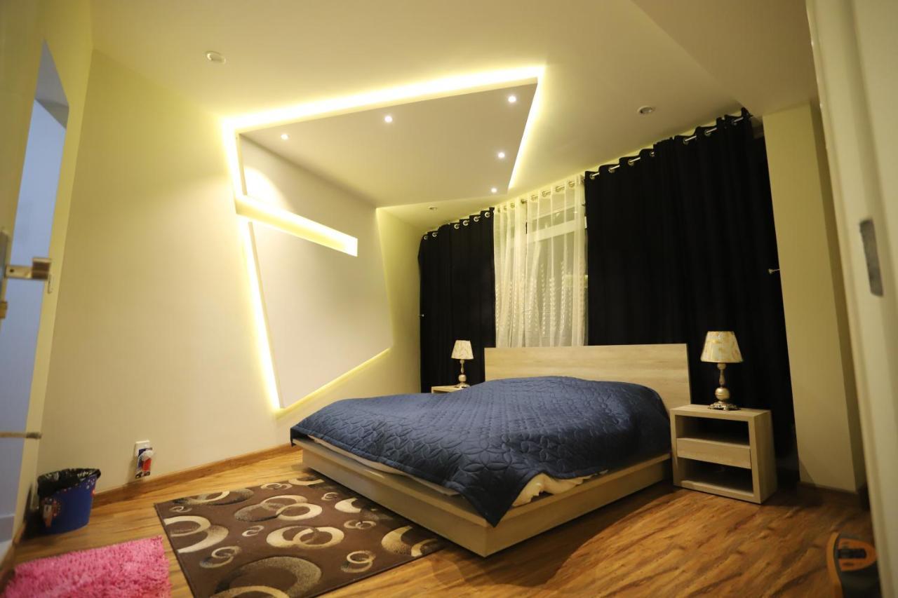 Aloche Apartments Murree Eksteriør bilde